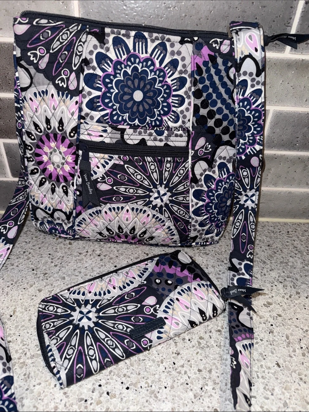 Vera Bradley Mimosa Medallion Hipster and Accordion Wallet. EUC
